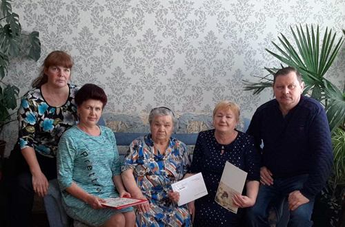 Жительницу Андреевки Зинаиду Михайловну Брыкало поздравили с 90-летием