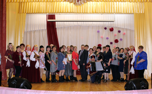 Работники Домов культуры Натальинского МО отметили свой профессиональный праздник