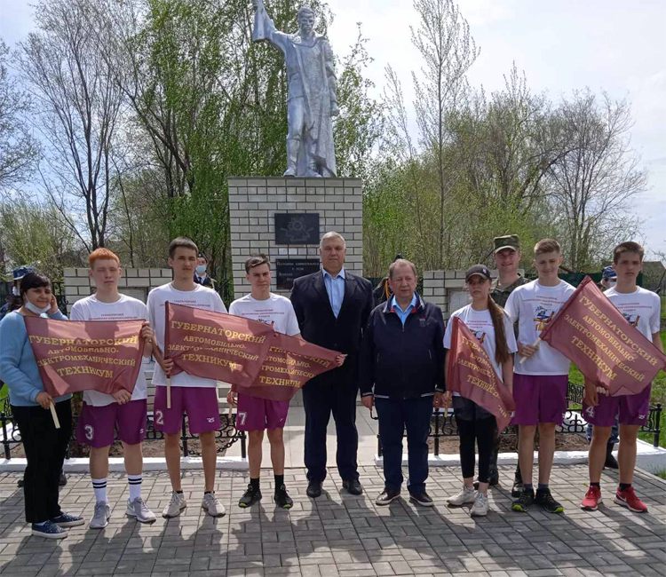 Натальино принимало участников забега в честь Дня Победы из Балаково